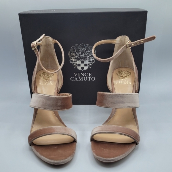 Vince Camuto Robeka Chunky High Heel sandal in blush 9.5 - Picture 13 of 13